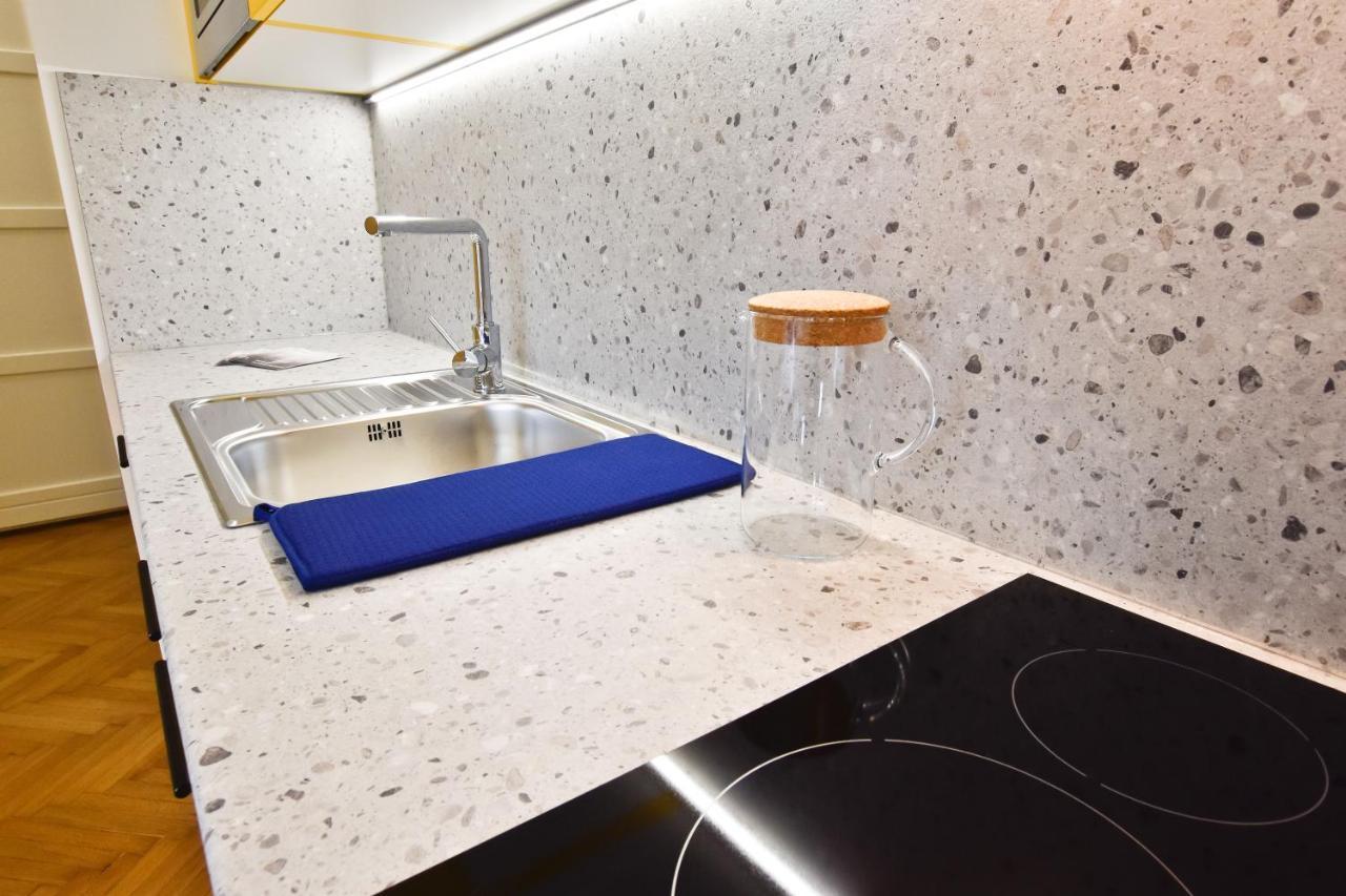 סופרון Zachar Apartman מראה חיצוני תמונה