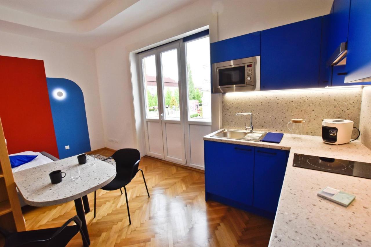 סופרון Zachar Apartman מראה חיצוני תמונה