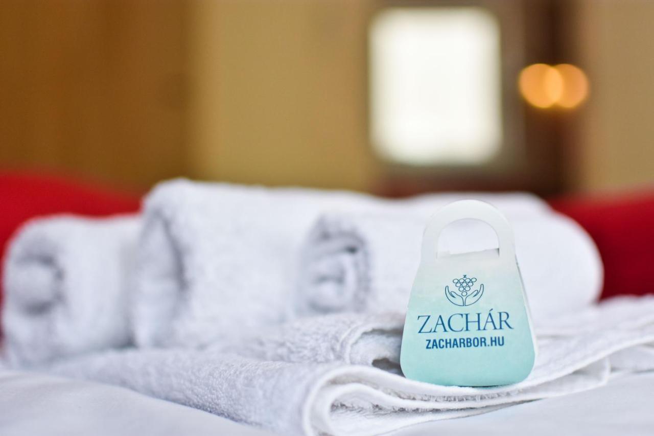 סופרון Zachar Apartman מראה חיצוני תמונה