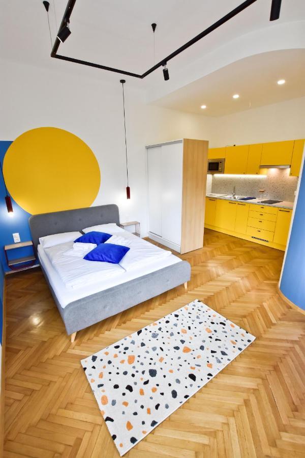 סופרון Zachar Apartman מראה חיצוני תמונה